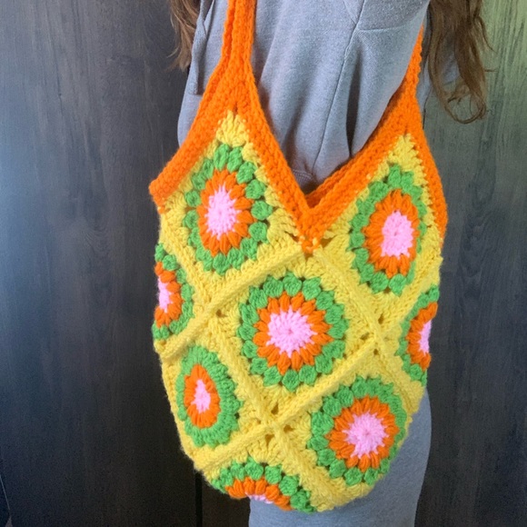 Handmade crotchet bag - Picture 1 of 5